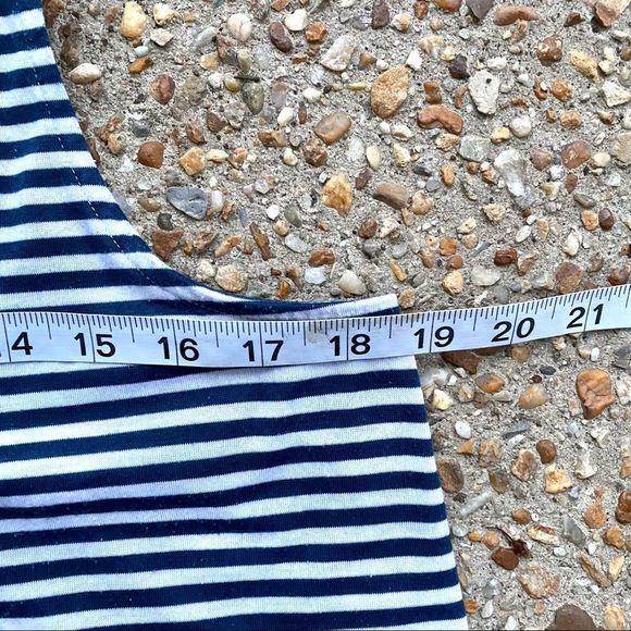Rain Striped Nautical Hamptons Gold Embroidered Blue & White Tank Top Size M - Picture 3 of 7